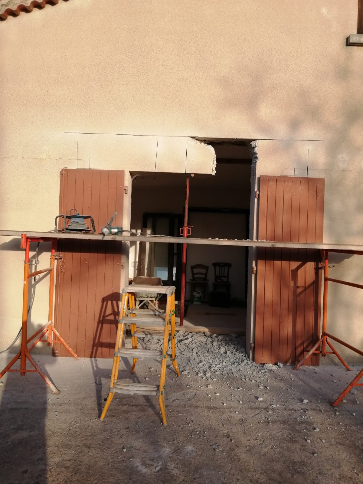 Ouverture mur – gros œuvre Nyons